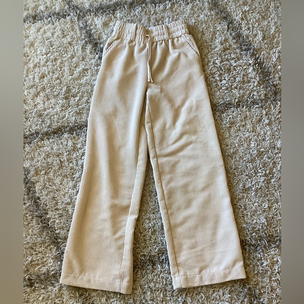 BDG Corduroy pants!✨